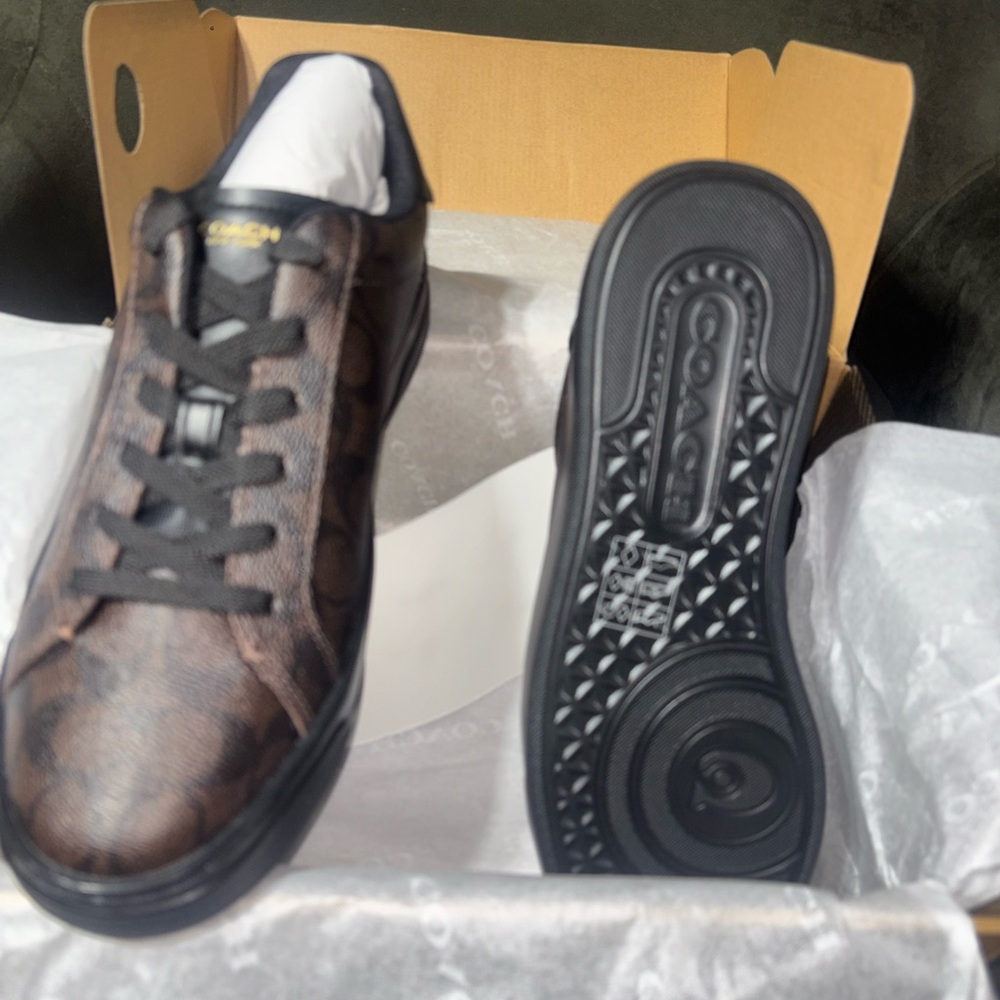 Coach Men's High Line Sneakers in Signature Canvas - Picture 2 of 5